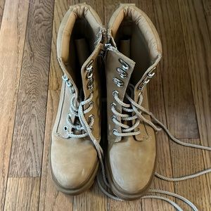 Steve Madden boots